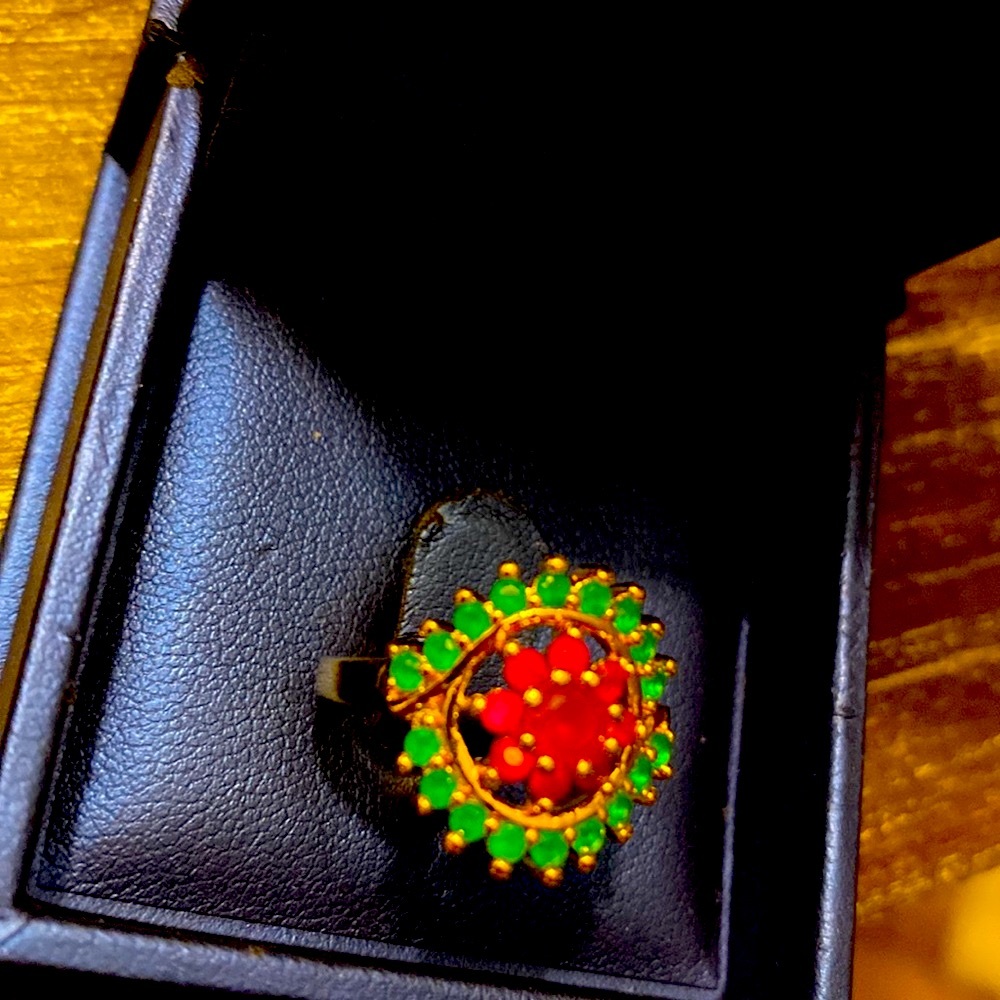 Ruby And Emerald Ring - image 5